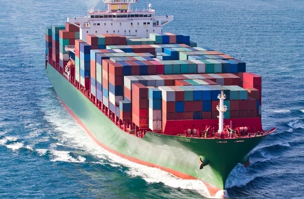 青島貨代公司愿與客戶攜手合作，共同發(fā)展，共創(chuàng)美好未來