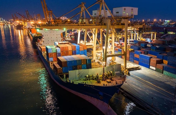 青島貨代成為了連接海陸、促進(jìn)全球貿(mào)易往來的重要橋梁