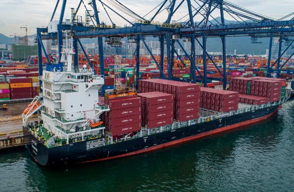 天津國際物流促進天津市場的繁榮，為區(qū)域經(jīng)濟增長注入了新的活力