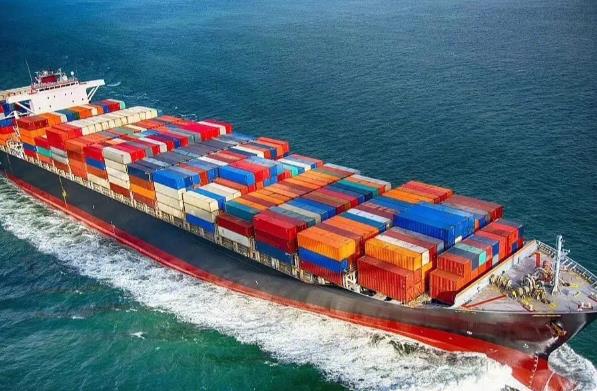 在全球化的背景下，貨代行業(yè)成為了國(guó)際貿(mào)易中不可或缺的一環(huán)