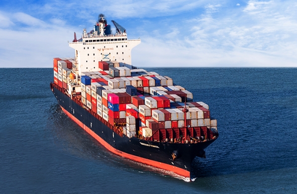 國(guó)際貨運(yùn)代理以其獨(dú)特的魅力和不可或缺的作用，吸引越來(lái)越多的目光