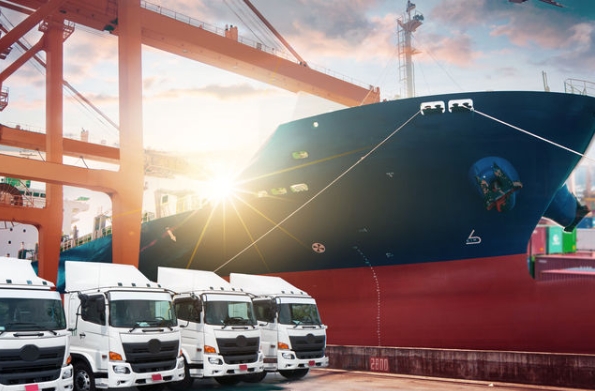 上海貨代正處轉(zhuǎn)型升級(jí)關(guān)鍵時(shí)期，雖然面臨挑戰(zhàn)但也蘊(yùn)含無(wú)限發(fā)展機(jī)遇