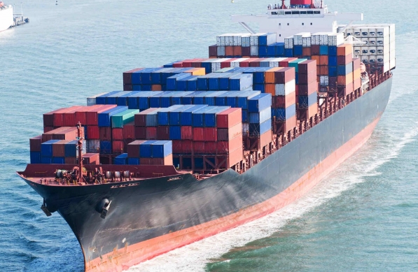 貨代公司在提供貨物運輸服務(wù)的同時，還需要不斷提升自身的綜合實力