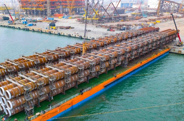 對(duì)未來的挑戰(zhàn)和機(jī)遇，國際貨代行業(yè)需要不斷創(chuàng)新和發(fā)展