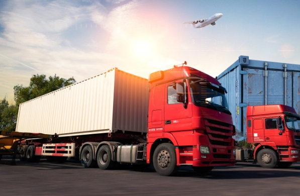 俄羅斯以獨(dú)特的地理位置和資源優(yōu)勢，成為國際物流體系中重要的一環(huán)