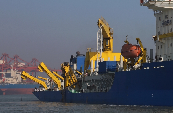 俄羅斯的海運(yùn)業(yè)雖然面臨諸多挑戰(zhàn)，但也在不斷發(fā)展壯大