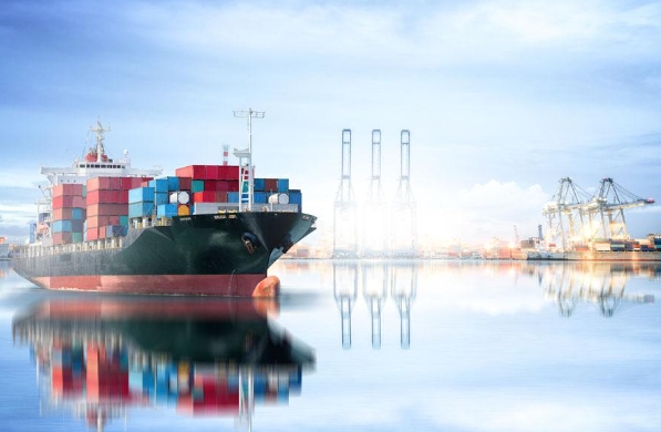 國際貨運代理是連接世界的橋梁，在國際貿(mào)易中發(fā)揮著不可替代的作用