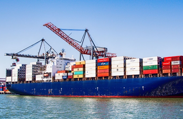 上海貨運代理承載國內(nèi)市場的物流需求，更是全球供應(yīng)鏈中重要的一環(huán)